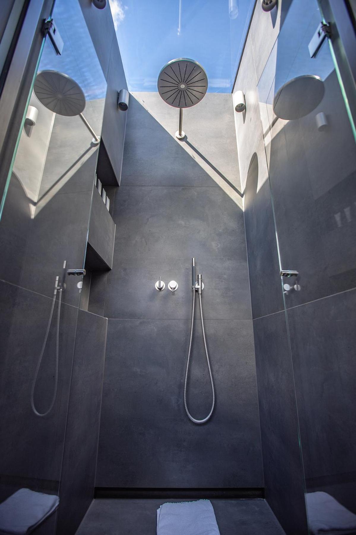 The Krane Hotell *